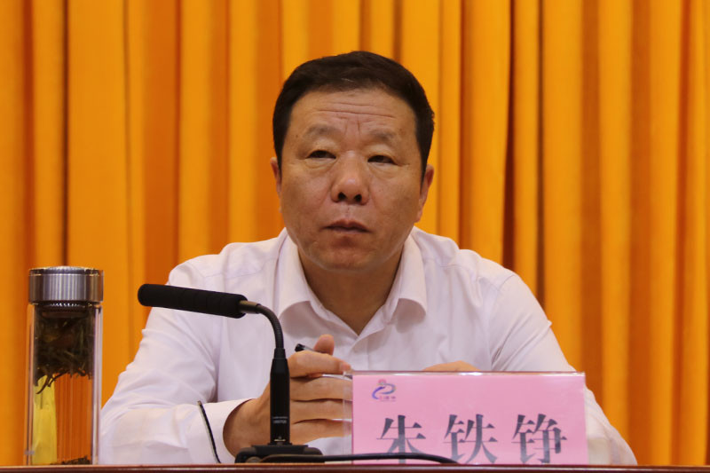 县人大常委会主任朱铁铮对下步工作提出具体意见.jpg