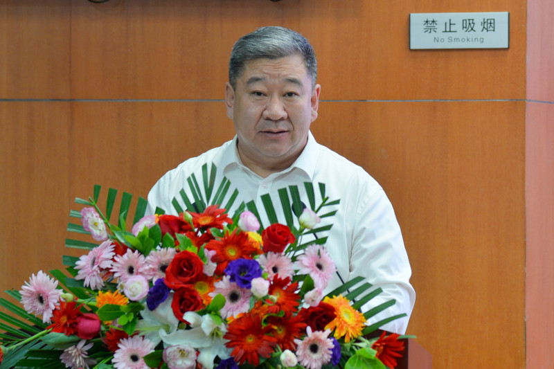 县委书记高浚力代表县四大班子和全县人民向教育工作者致节日问候和祝贺.jpg