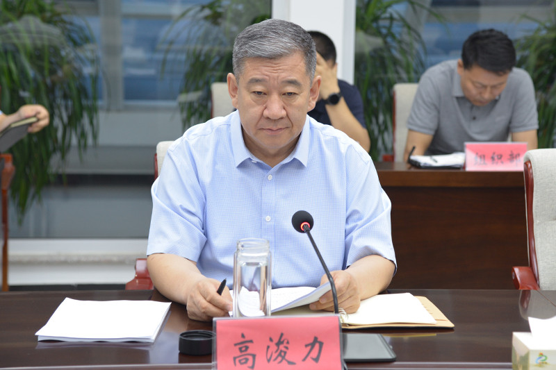 县委书记高浚力出席会议并带头作个人对照检查发言.jpg