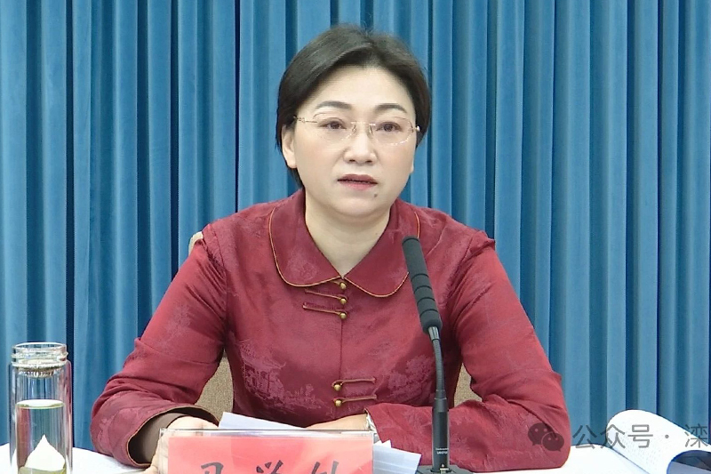 县长马学敏出席会议并讲话.jpg