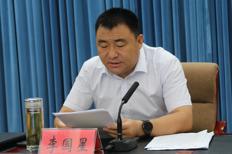 县委副书记李国星围绕“双争”工作提出具体意见.jpg