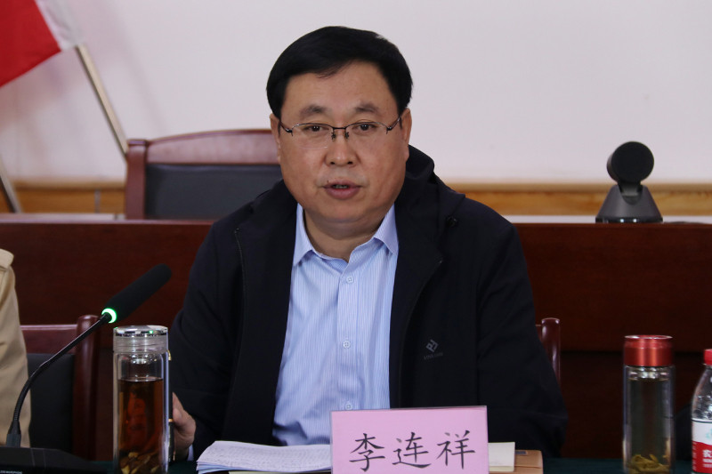 县委常委、统战部长李连祥出席会议.jpg